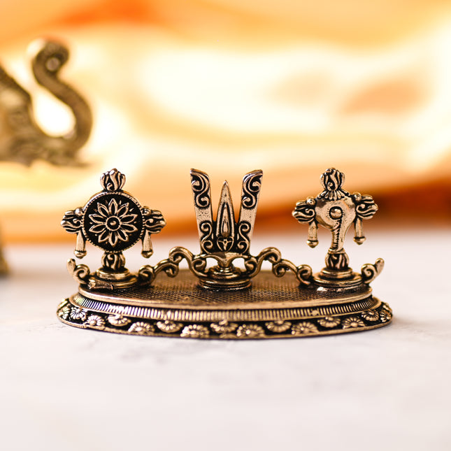 Brass Shankh Chakra Namah Showpiece – Sacred Handcrafted Decor (1.5 Inch)