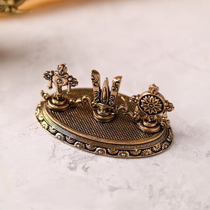 Brass Shankh Chakra Namah Showpiece – Sacred Handcrafted Decor (1.5 Inch)