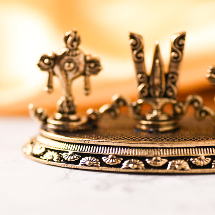 Brass Shankh Chakra Namah Showpiece – Sacred Handcrafted Decor (1.5 Inch)