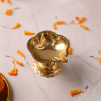 Height - 2 inch (3.3 x 3 x 2 inch) ; weight - 90 gram
