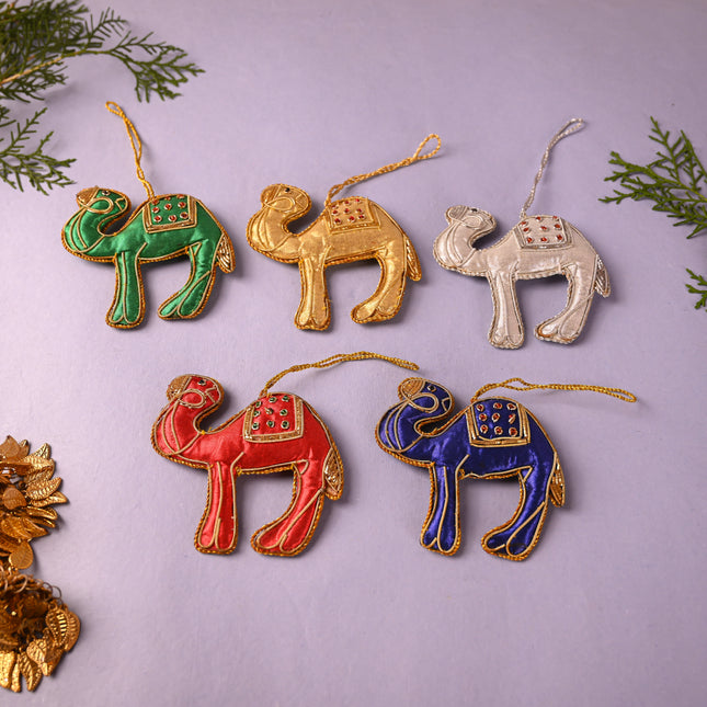Embroidered Decorative Camel Christmas Tree Hanging Set (3.5 Inch)