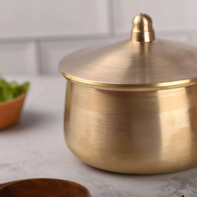 Brass Royal Serving Pot with Lid (4.5 Inch)