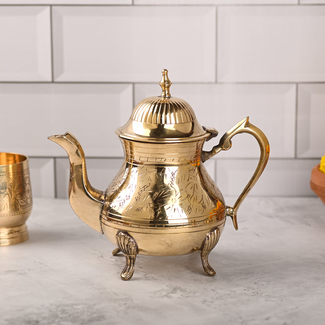 Brass Leaf Design Mughlai Tea Pot with Lid – Premium Brassware (7.4 Inch)
