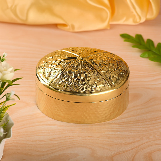 Brass Elegant Oval Bowl with Cover – Traditional Indian Brassware (4 Inch)