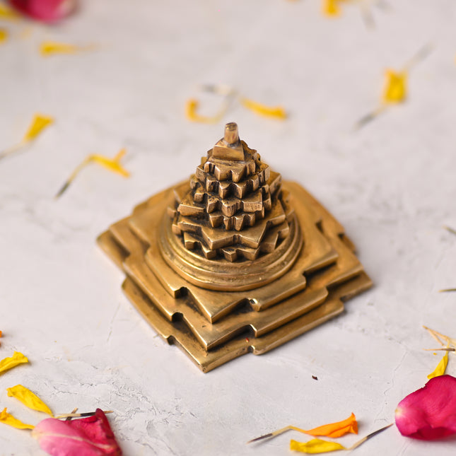 Brass Superfine Maha Meru Shree Yantra – Divine Handmade Brass Decor (2.5 Inch)