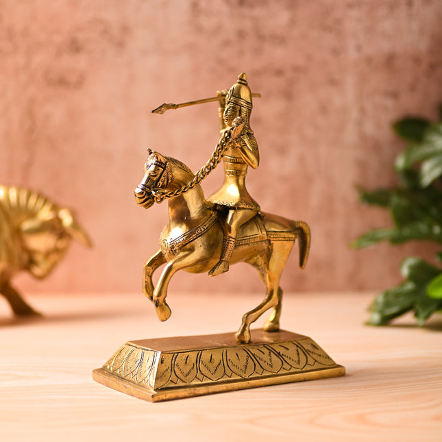 Brass Chatrapati Shivaji Maharaj on Horse Statue – Royal Decor (7.8 Inch)