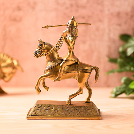 Brass Chatrapati Shivaji Maharaj on Horse Statue – Royal Decor (7.8 Inch)