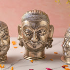 Height - 7.4 Inch (4.5 X 5.5 X 7.4 Inch) ; Weight - 2.5 Kg