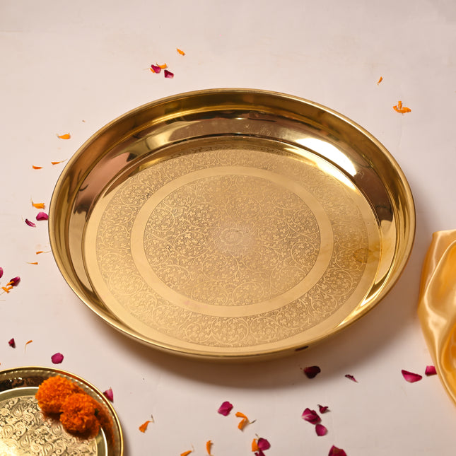 Brass Handcrafted Parat – Traditional Indian Brassware for Elegant Serving (23 Inch)