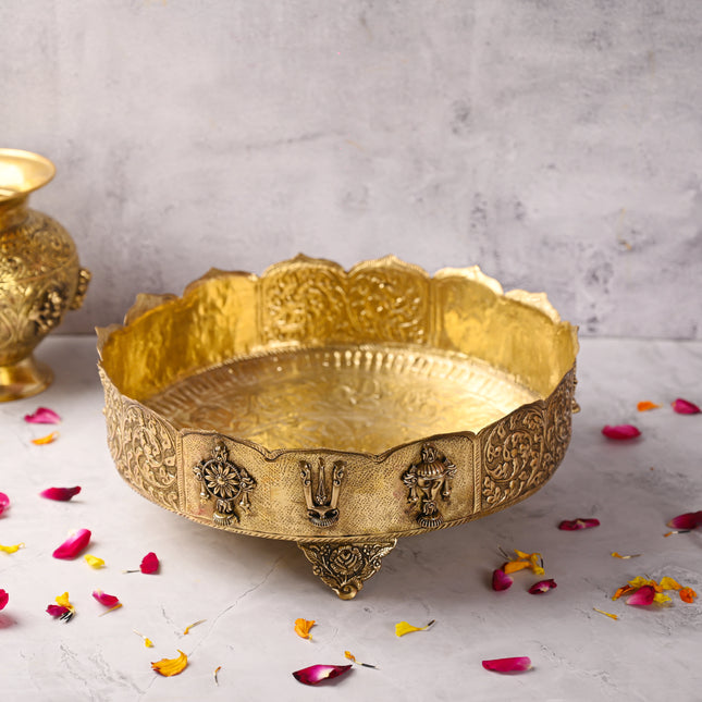 Brass Shankh Chakra Namah Urli