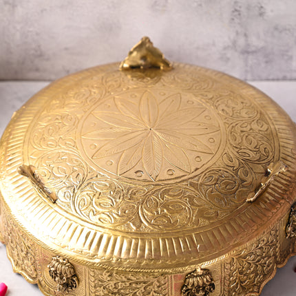 Brass Ashtalakshmi Urli