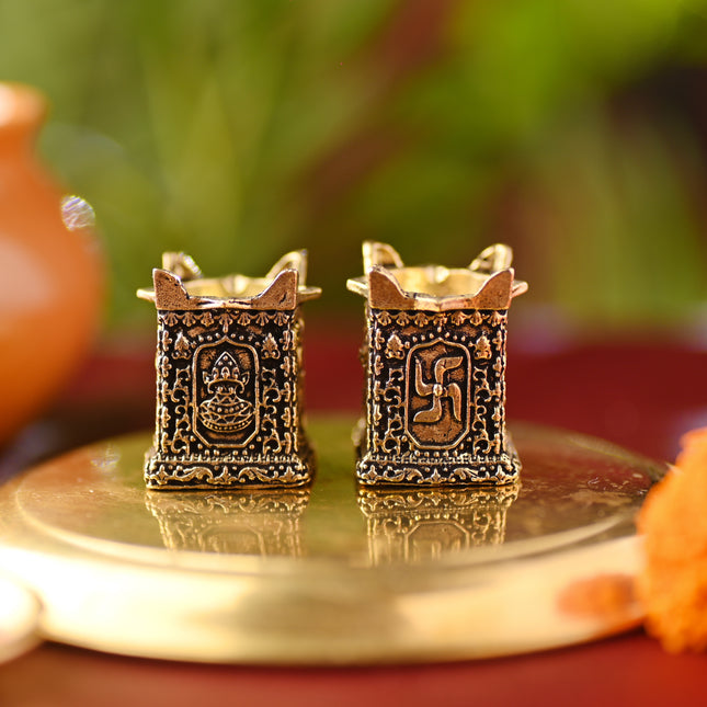 Brass Tulsi Diya Pair – Traditional Pooja Essentials (1.3 Inch)