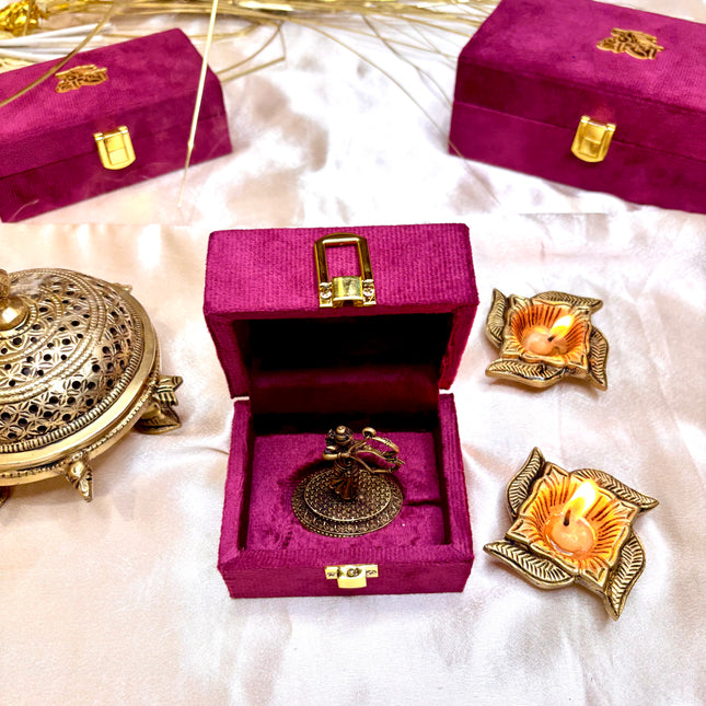 Brass Handcrafted Ram Idol with Velvet Gift Box (2.5 Inch)