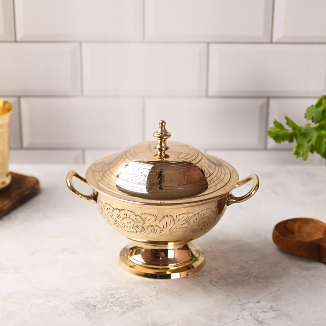 Brass Serving Pot With Lid And Handle (7 Inch)
