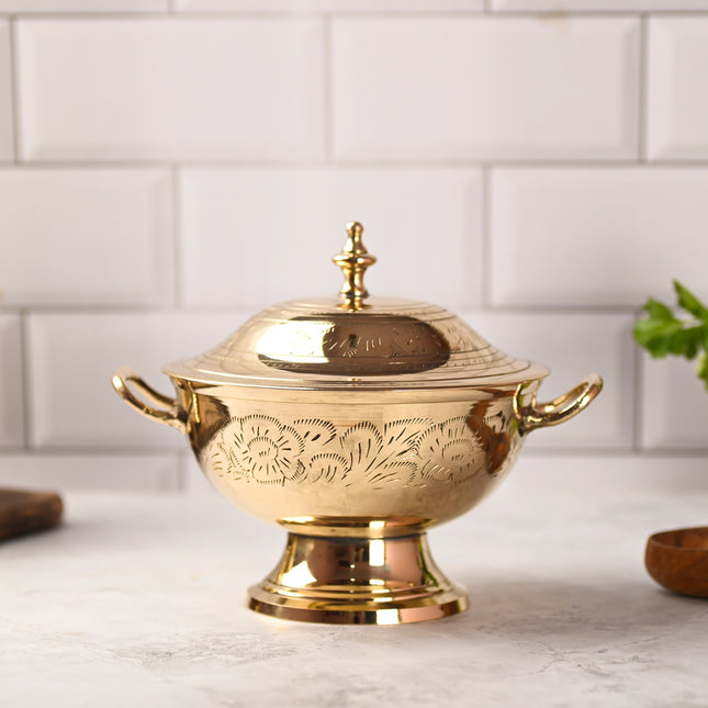 Brass Serving Pot With Lid And Handle (7 Inch)