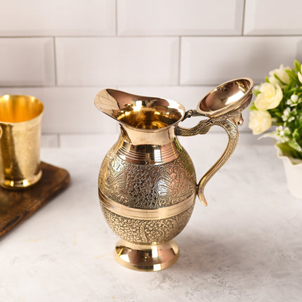 Brass Handcrafted Water Jug With Lid (9.5 Inch)