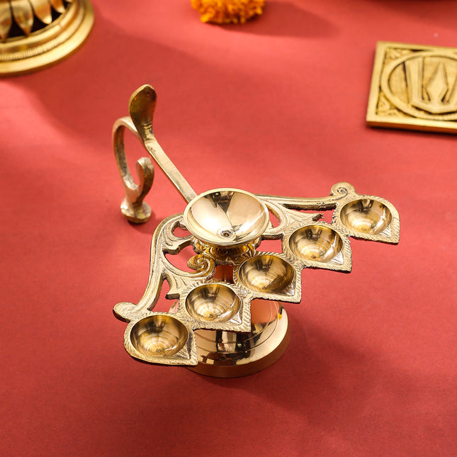 Brass Elegant Panch Aarti With Handle (6.5 Inch)