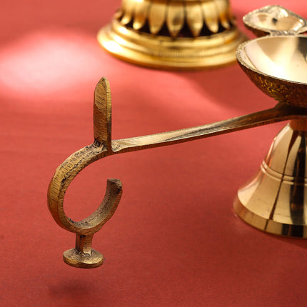 Brass Divine Panch Aarti With Handle (9 Inch) me