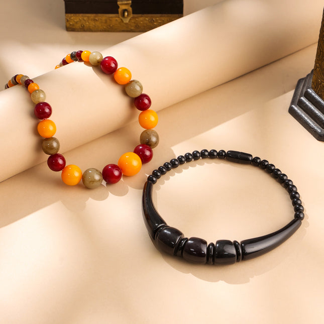 Resin Bead Necklace Jewelry with Tribal Charm