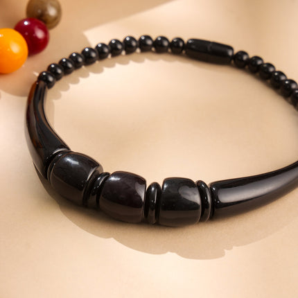 Resin Bead Necklace Jewelry with Tribal Charm