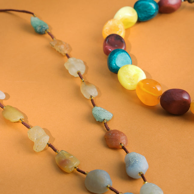 Resin Handcrafted Bead Necklace Jewelry with Tribal Charm