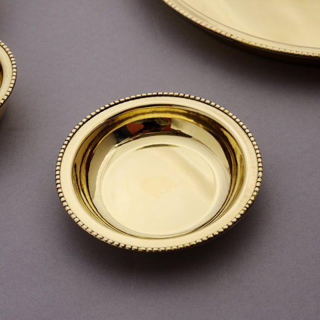 Brass Thali/Dinner set (1.1 Kg)