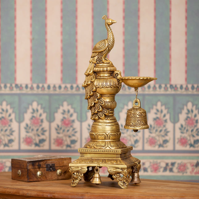 Brass Superfine Majestic Peacock Lamp (19 Inch)