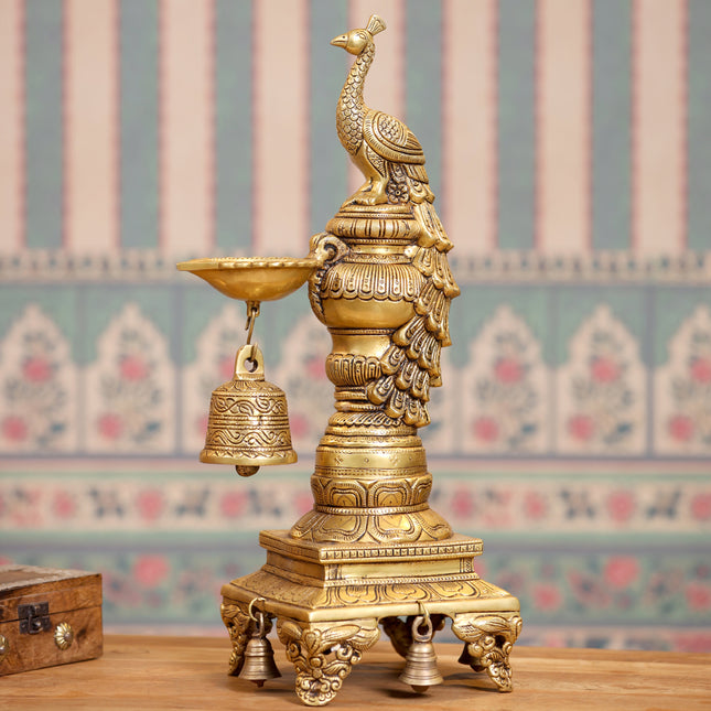 Brass Superfine Majestic Peacock Lamp (19 Inch)