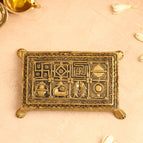 Height - 1.5 inch (5.5 x 3.5 x 1.5 inch) ; weight - 550 gram