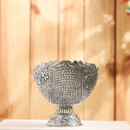 Silver-Plated Brass Decorative Basket with Floral Design (7.5 Inch)