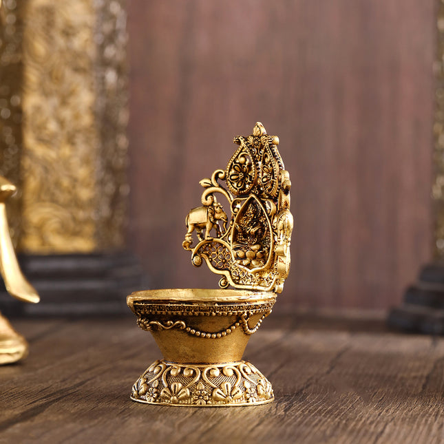 Brass Gaja Lakshmi Diya (3.7 Inch)