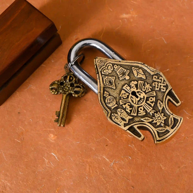 Brass Buddha Door Lock With Two Keys (6 Inch)