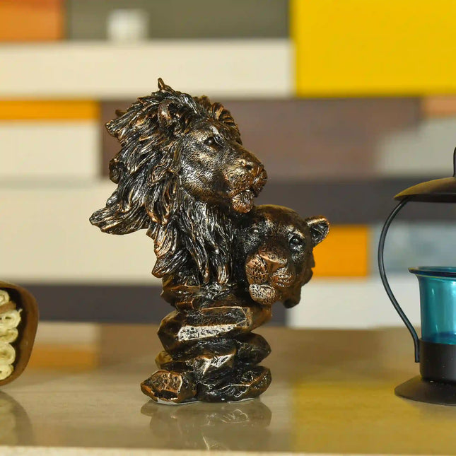 Polyresin Green Color Lion With Lioness  Head Statue Abstract Modern Decor (6.3 Inch)