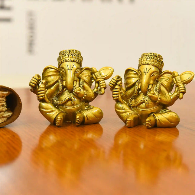 Polyresin Lord Sitting Ganesha Idol (3 Inch)