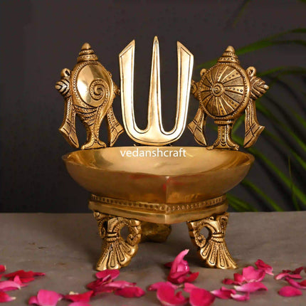 Brass Superfine Shankh Chakra Namah Diya (6.8 Inch)
