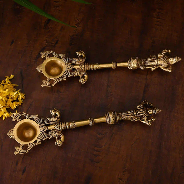 Brass Vishnu Lakshmi Ahuti Spoon Set (10.5 Inch)