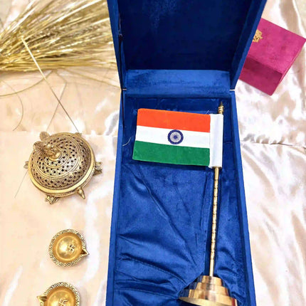 Brass National Single Flag Stand (13.5 Inch)