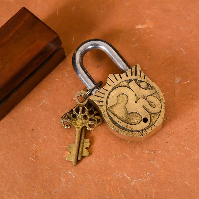 Brass Shiva Door Lock With Three Keys (4.5 Inch)