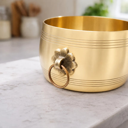 Brass Shankh Chakra Namah Kerala Rice Vessel (2 Inch)