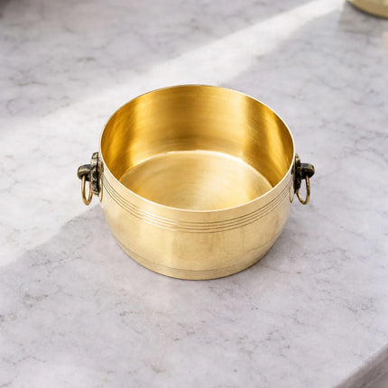 Brass Shankh Chakra Namah Kerala Rice Vessel (2 Inch)