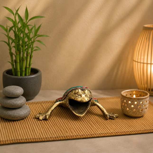 Brass Stone Work Frog Animal Figurine (2 inch)