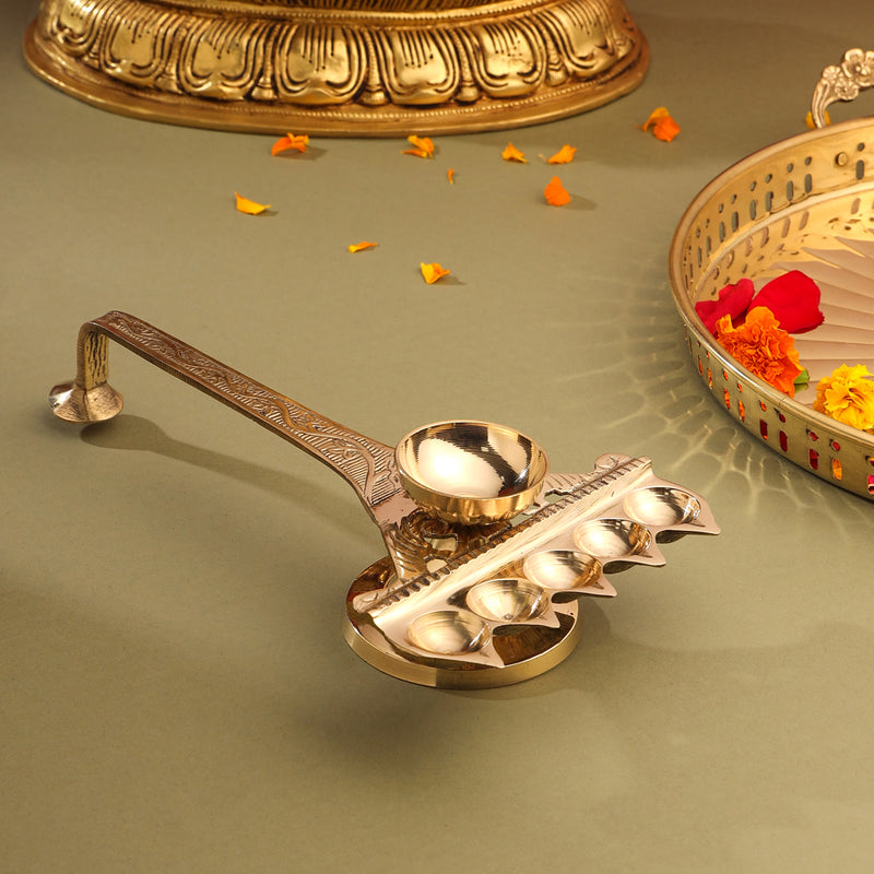Brass Traditional Panch Aarti With Handle (2.5 Inch)