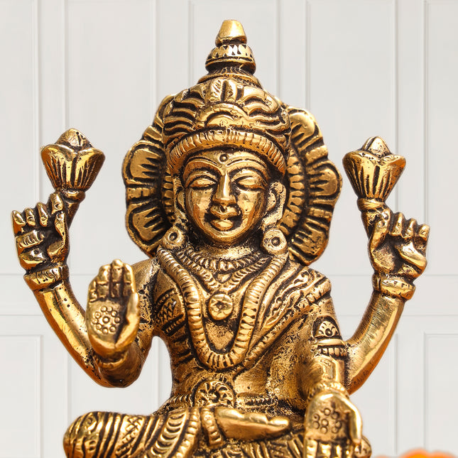 Brass Goddess Lakshmi Idol (4.5 Inch)