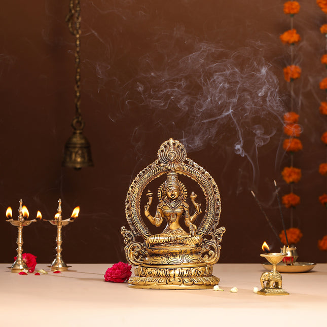 Brass Goddess Lakshmi Idol (11.2 Inch)