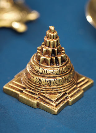 Brass Superfine Maha Meru Shree Yantra (2 Inch)