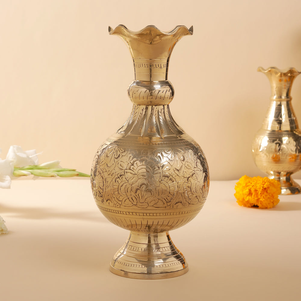Brass Handcarved Flower Vase (10.5 Inch) – Vedansh Craft