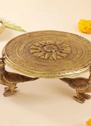 Brass Superfine Chowki With Peacock Pillars (5")
