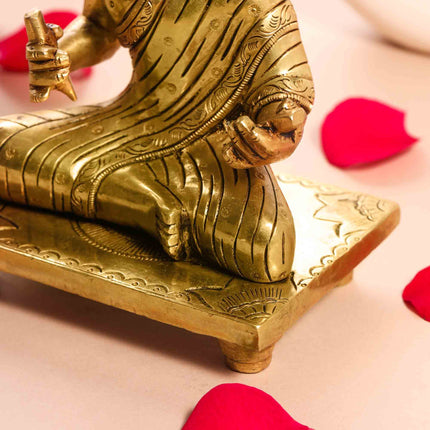 Brass Superfine Thiruvallur Idol (6 Inch)