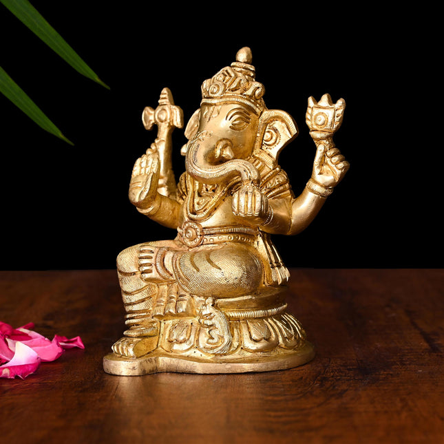 Brass Superfine Ganesha Idol (4.8 Inch)