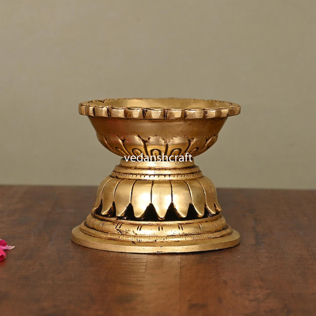 Brass Single Petal Diya (3 Inch)